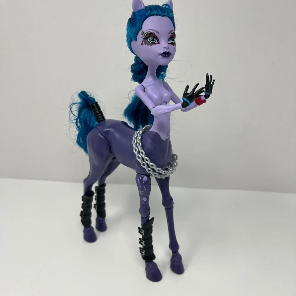 Mattel embrace unique